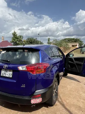 Toyota RAV4 LE 4dr SUV AWD (2.5L 4cyl 6A) 2015 Blue