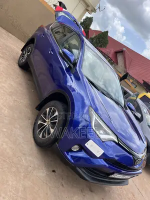 Toyota RAV4 LE 4dr SUV AWD (2.5L 4cyl 6A) 2015 Blue
