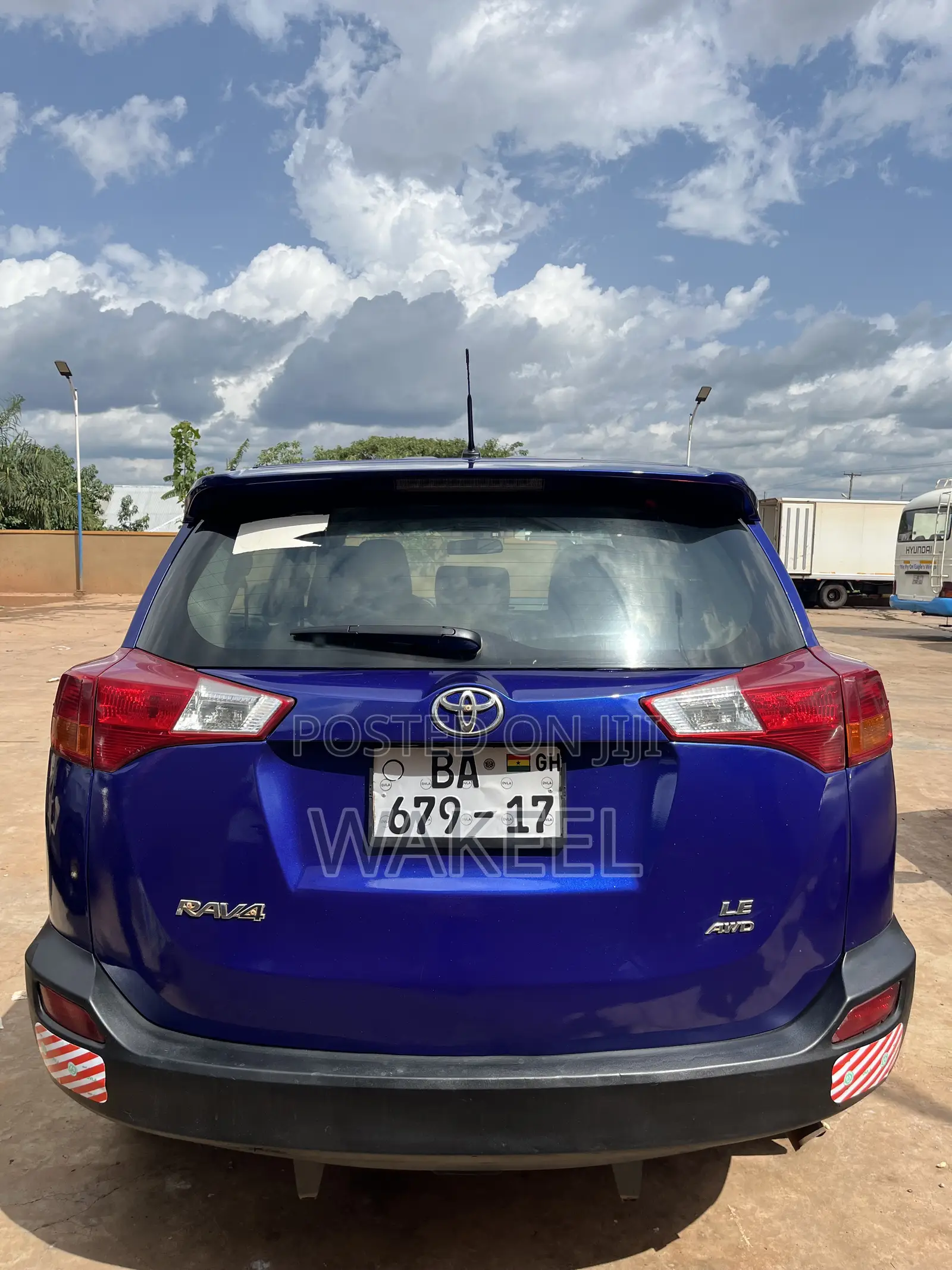 Toyota RAV4 LE 4dr SUV AWD (2.5L 4cyl 6A) 2015 Blue