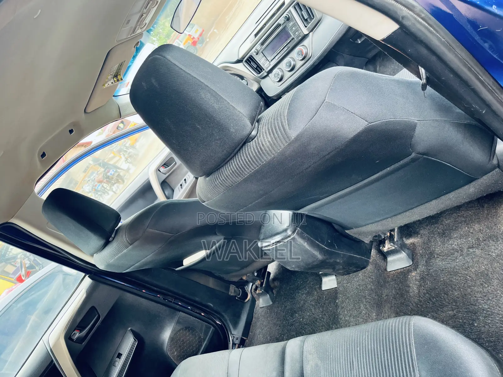 Toyota RAV4 LE 4dr SUV AWD (2.5L 4cyl 6A) 2015 Blue