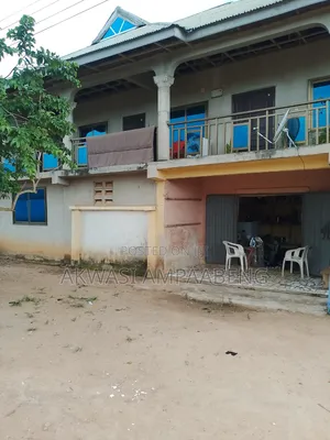 8bdrm House in Ampa Estate, Ejisu-Juaben Municipal for sale