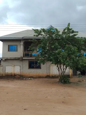 8bdrm House in Ampa Estate, Ejisu-Juaben Municipal for sale