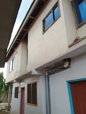 8bdrm House in Ampa Estate, Ejisu-Juaben Municipal for sale