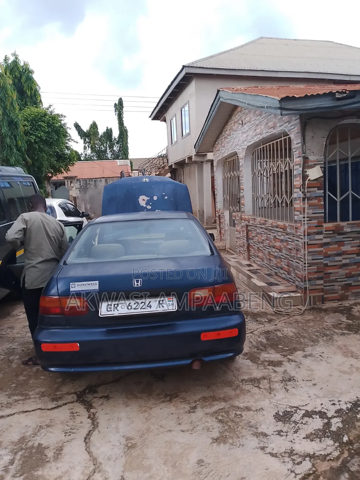 8bdrm House in Ampa Estate, Ejisu-Juaben Municipal for sale