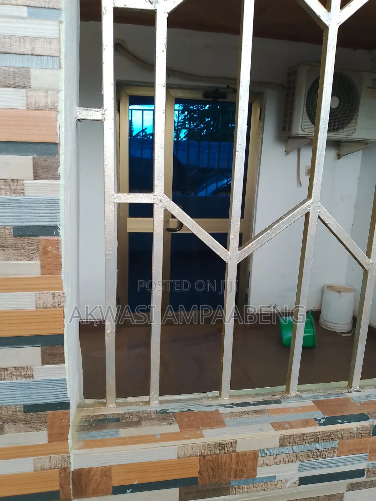 8bdrm House in Ampa Estate, Ejisu-Juaben Municipal for sale