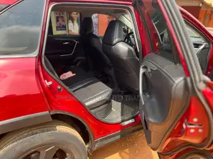 Toyota RAV4 2020 Red