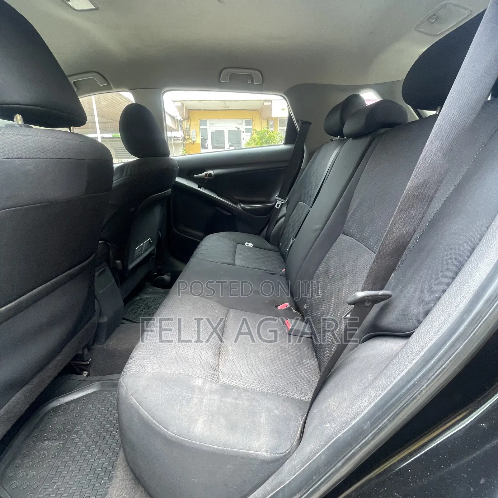 Toyota Matrix S Hatchback AWD (2.4L 4cyl 4A) 2011 Black