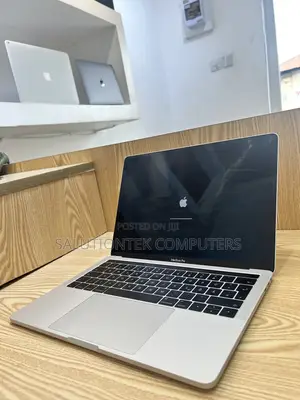 Laptop Apple MacBook Pro 2016 8GB Intel Core i5 SSD 512GB