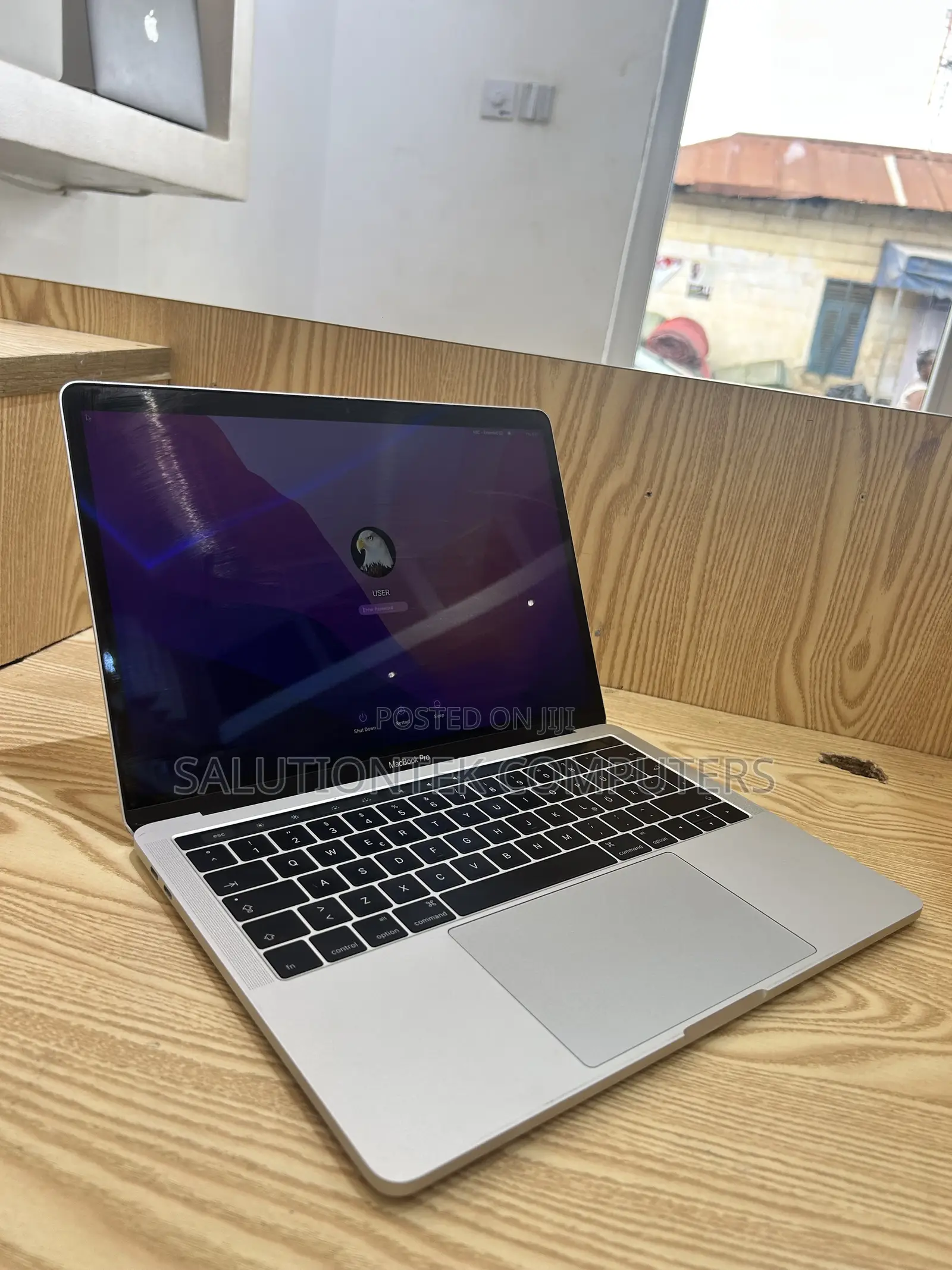 Laptop Apple MacBook Pro 2016 8GB Intel Core i5 SSD 512GB