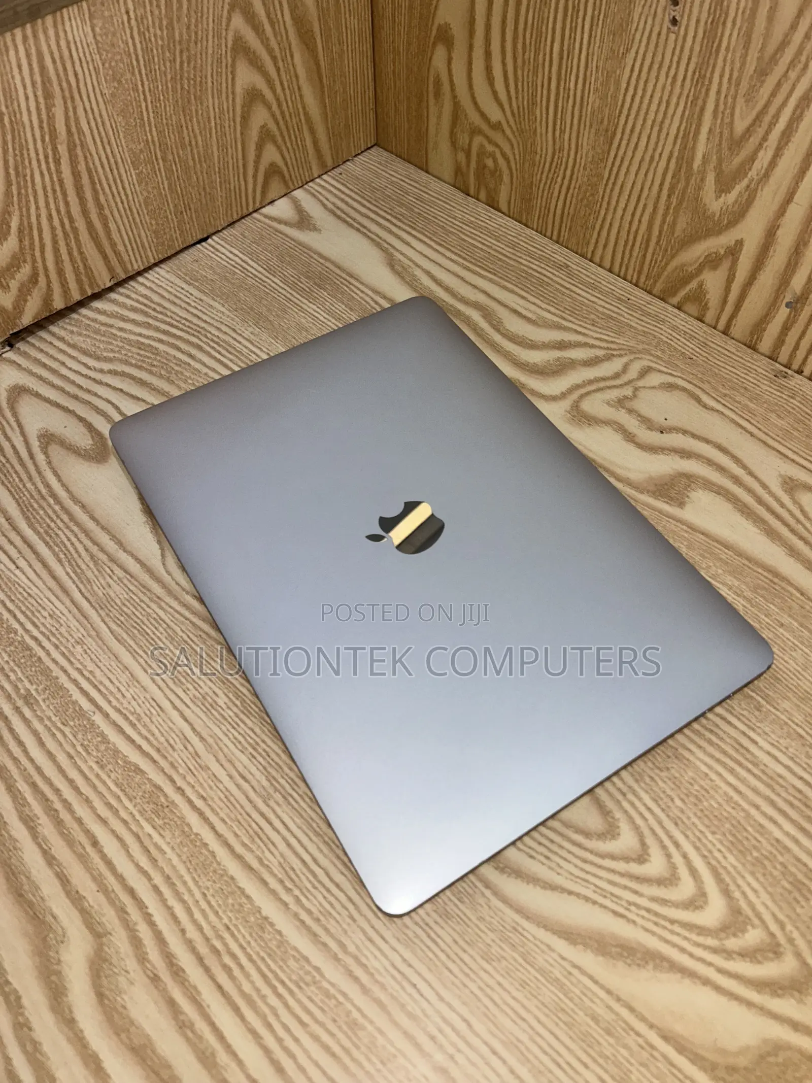 Laptop Apple MacBook Pro 2016 8GB Intel Core i5 SSD 512GB