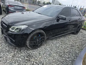 Mercedes-Benz E350 Base 4Matic Sedan AWD (3.5L 6cyl 7A) 2015 Black