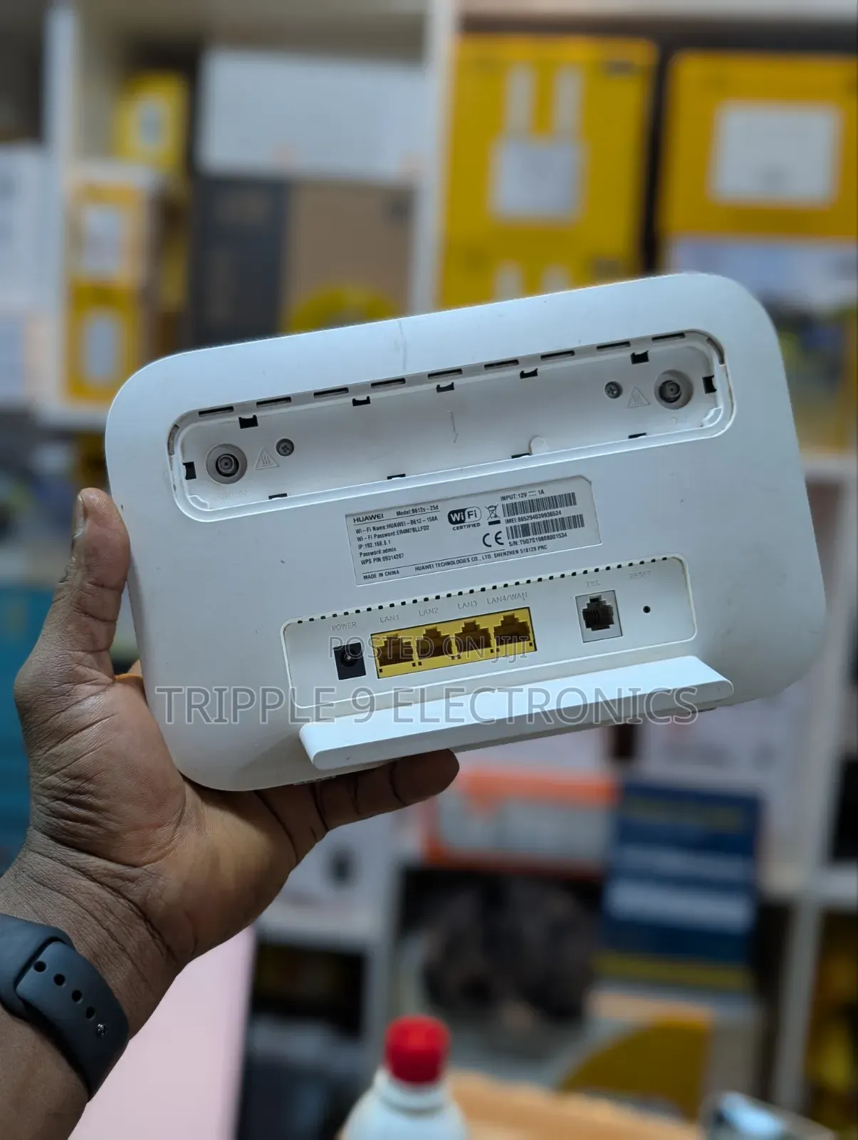 Huawei Turbonet Router With Data Sim.