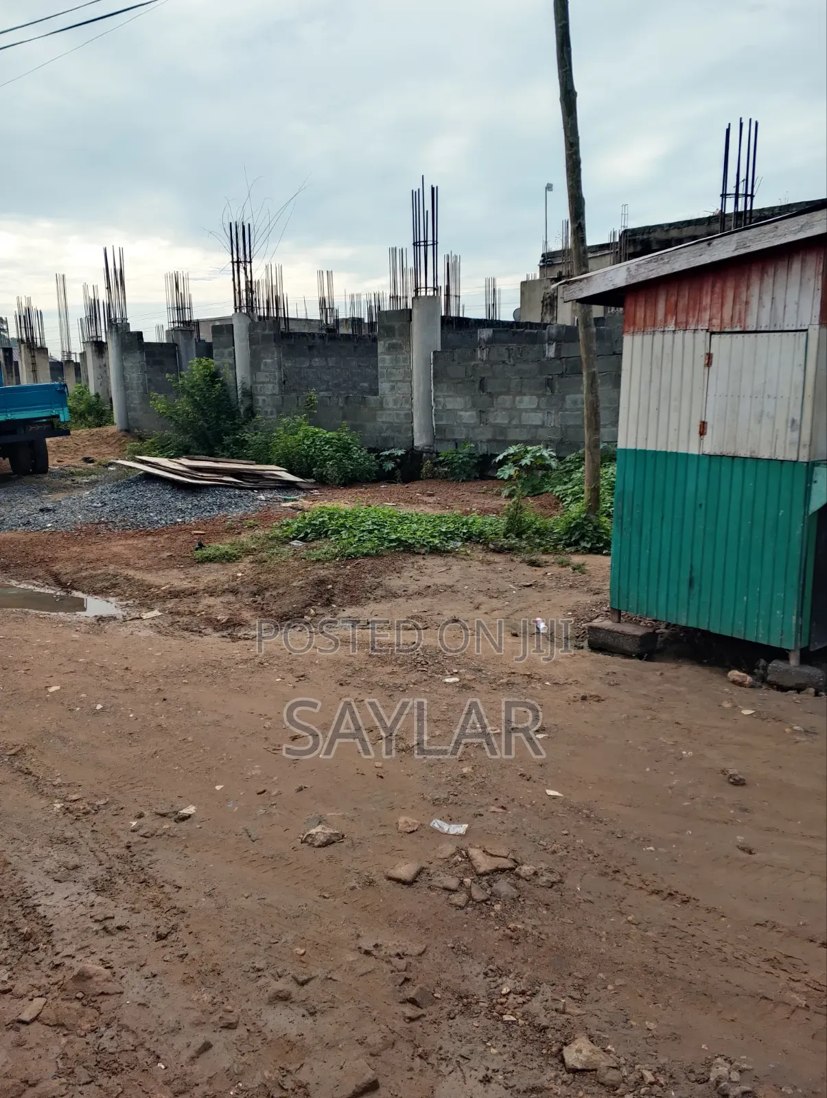 2 Plots on Main Road With an Uncompleted Structure for Sale Klagon