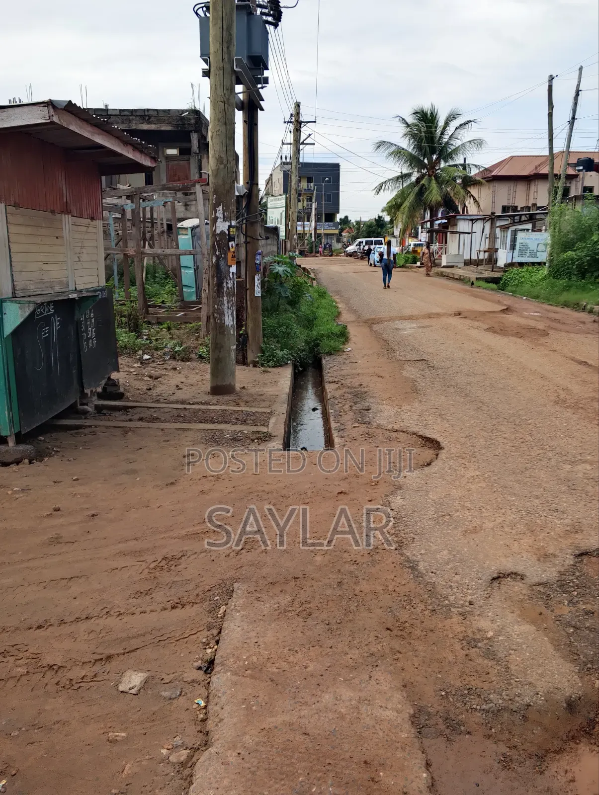 2 Plots on Main Road With an Uncompleted Structure for Sale Klagon