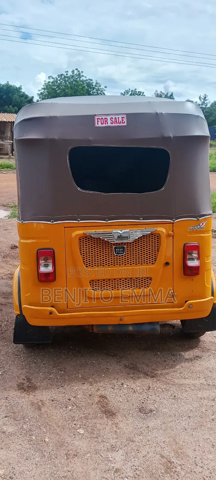 Bajaj RE 2024 Yellow