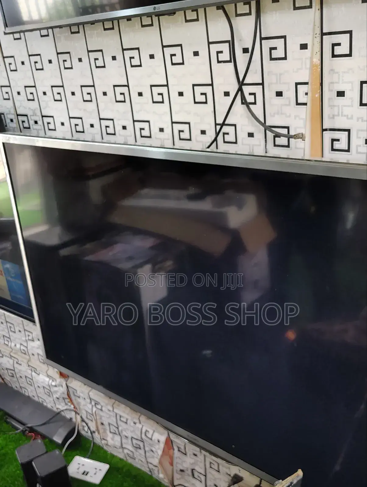 Philips 65 Inches Tv