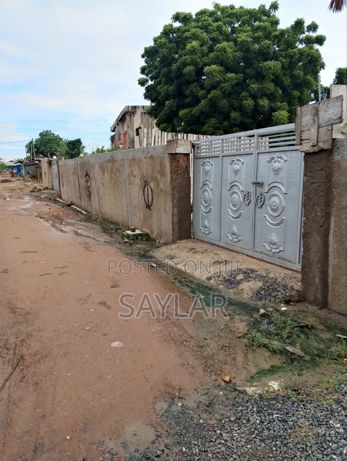 A Very Nice Half Plot Close to the Main Road for Sale Klagon