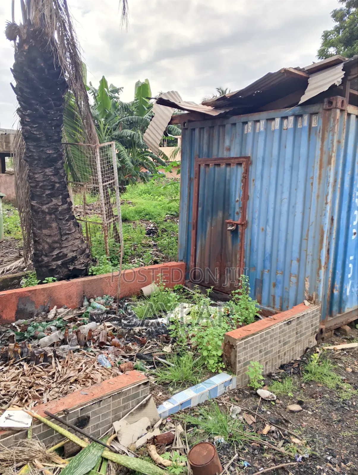 A Very Nice Half Plot Close to the Main Road for Sale Klagon