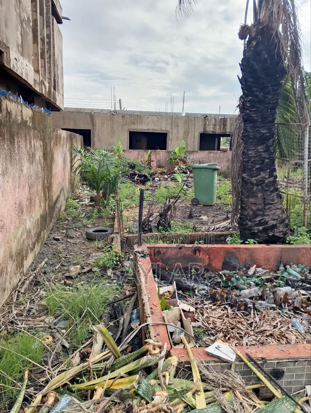 A Very Nice Half Plot Close to the Main Road for Sale Klagon