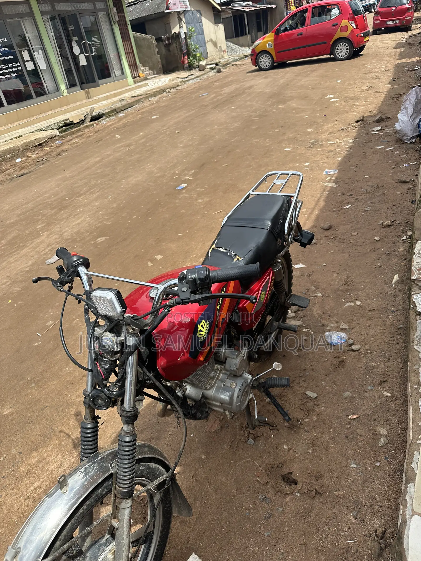 Royal RY125 2019 Red