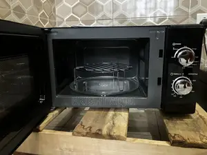 Novo Microwave With Grill Function - Open Box/Like New