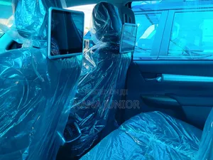 New Toyota Hilux 2025 Silver