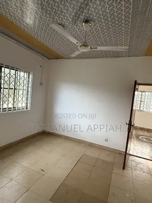 2bdrm Apartment in Awoshei Abrantea, Awoshie for rent
