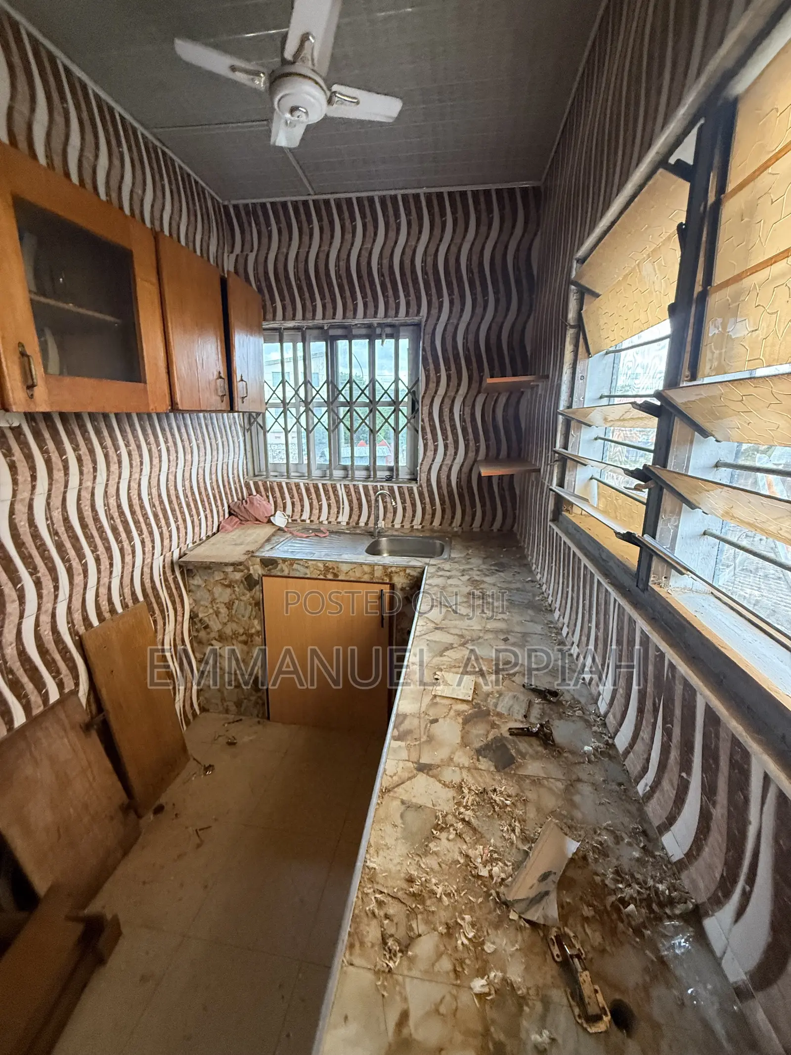2bdrm Apartment in Awoshei Abrantea, Awoshie for rent