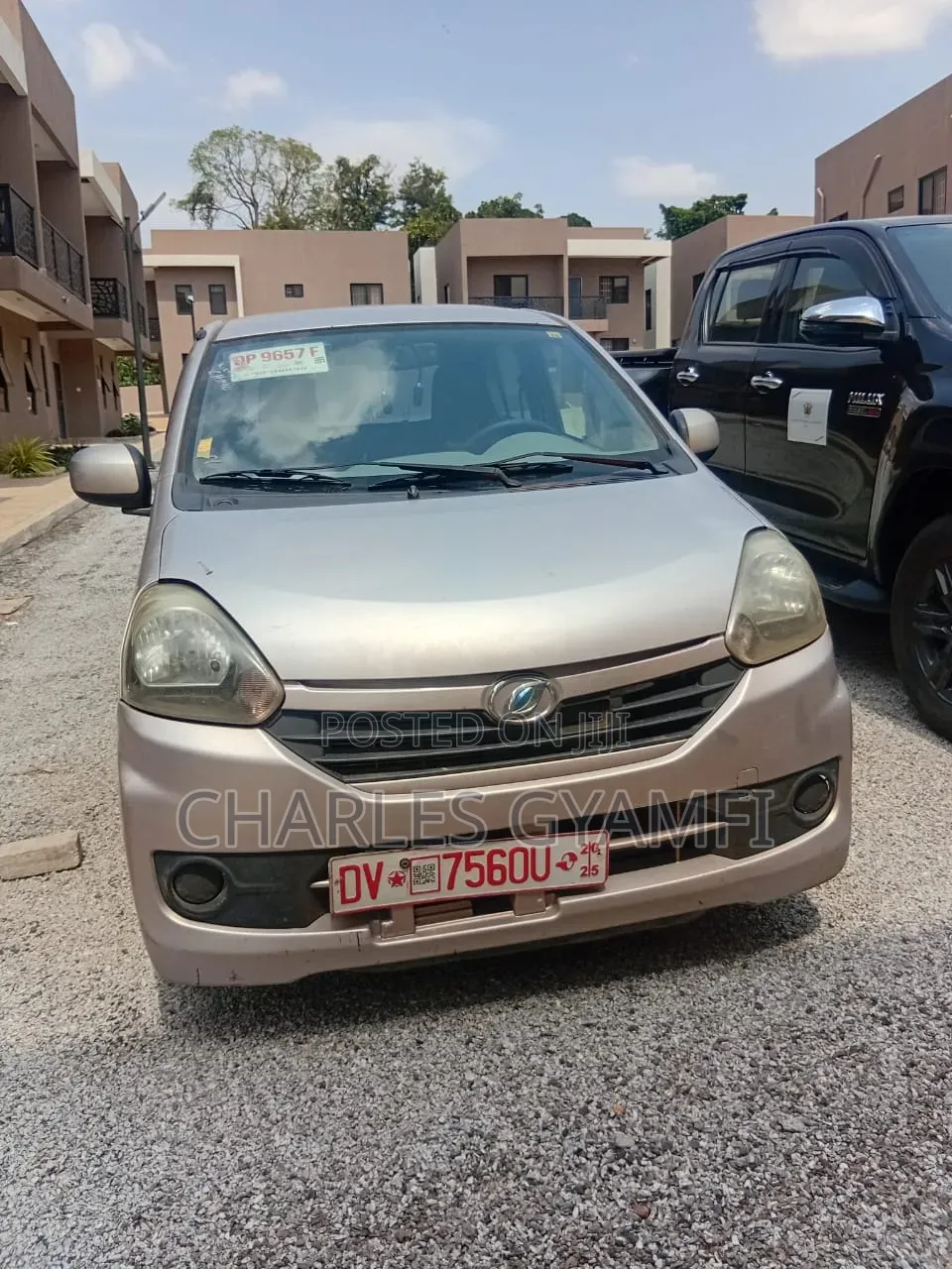 Daihatsu Mira 2014