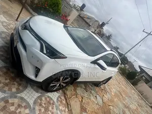 Toyota RAV4 2018 White