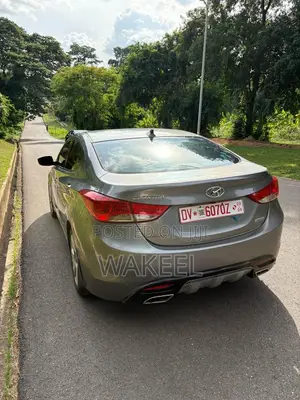 Hyundai Elantra Limited 2012 Gray