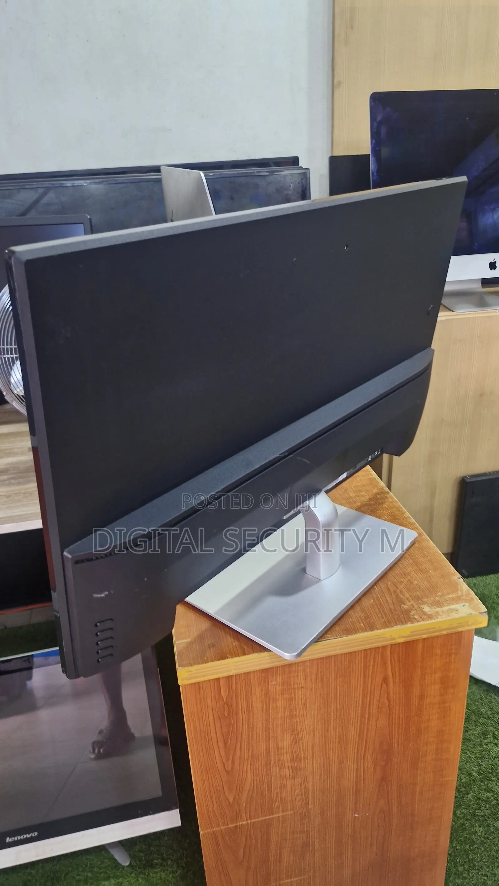 Hp 32 Inches Monitor