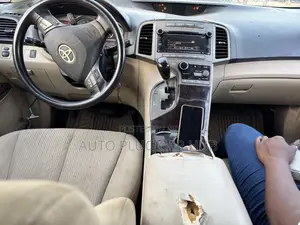 Toyota Venza 2011 Green