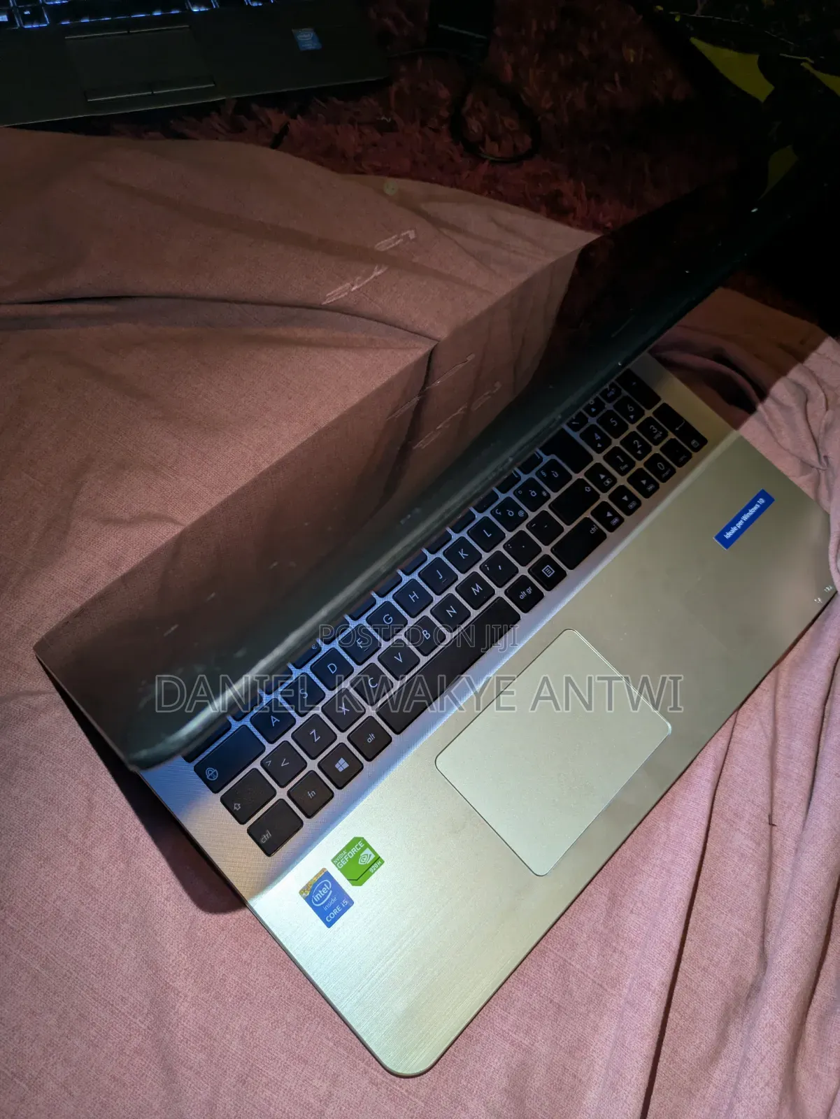 Laptop Asus X555LA 8GB Intel Core i5 SSD 256GB