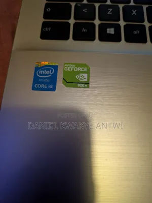 Laptop Asus X555LA 8GB Intel Core i5 SSD 256GB