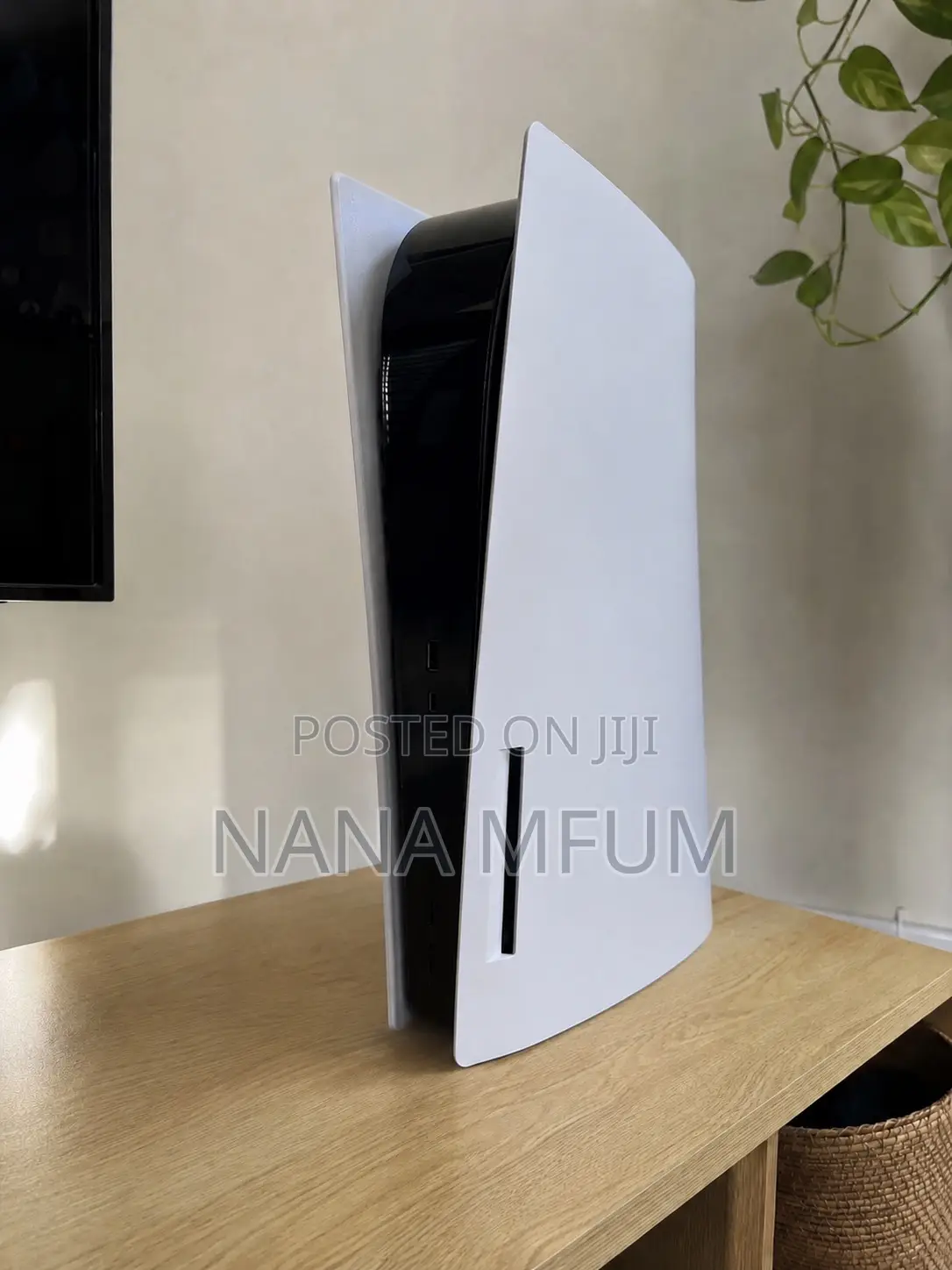 Playstation 5 Standard With Accessories