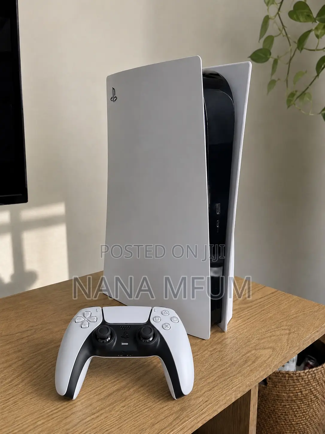 Playstation 5 Standard With Accessories