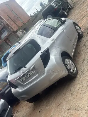 Toyota Vitz 2012 Silver