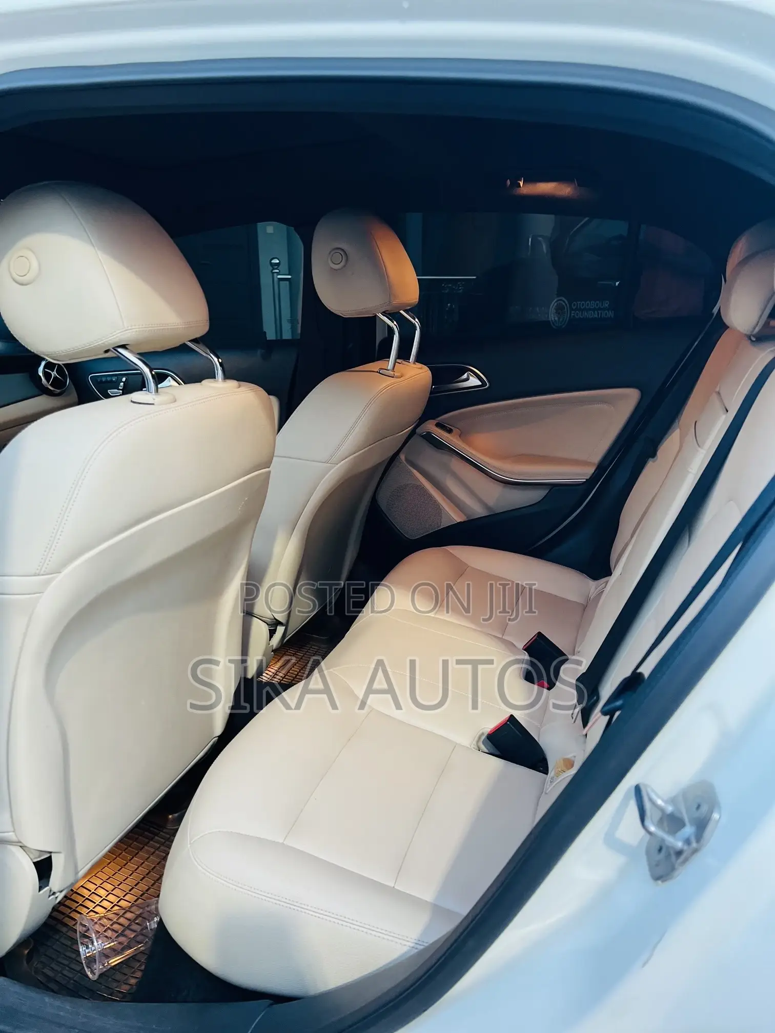 Mercedes-Benz GLA 250 2018 White
