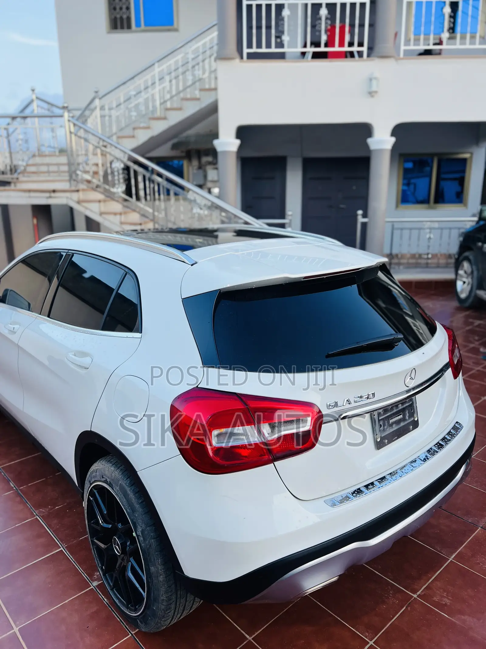 Mercedes-Benz GLA 250 2018 White