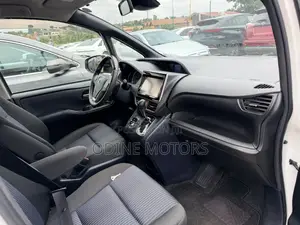 Toyota Voxy 2016 White
