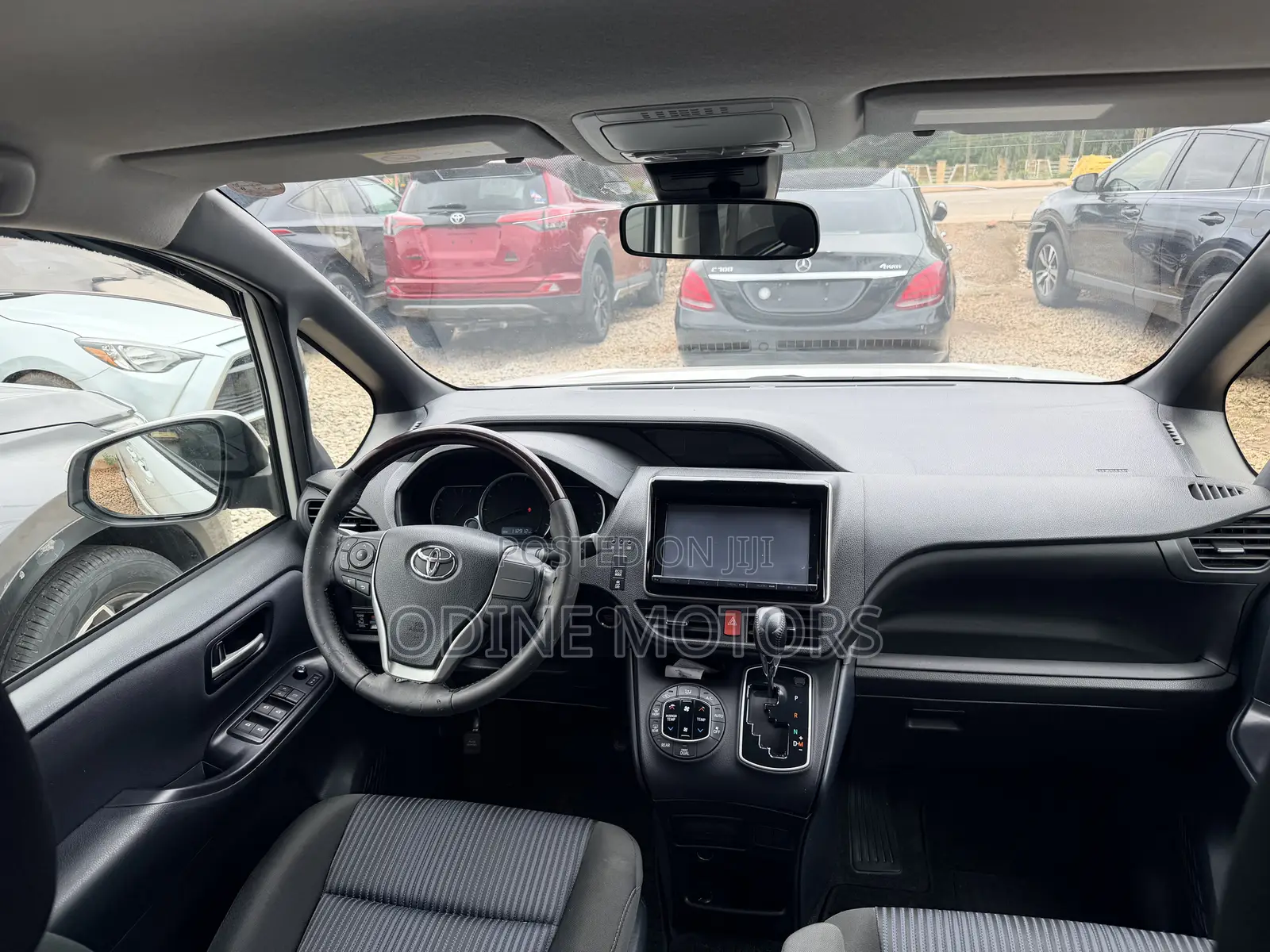 Toyota Voxy 2016 White