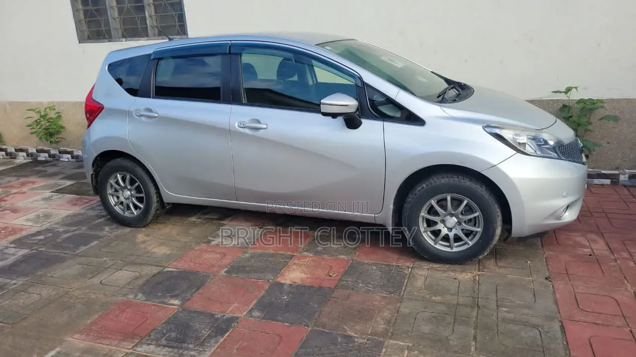 Nissan Note 2014 Blue