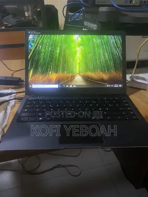 Laptop Yepo 737S 4GB Intel Celeron SSD 60GB