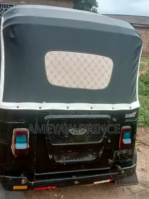 Bajaj RE 2025 Black