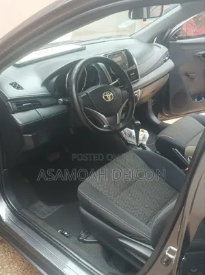 Toyota Yaris 2014 Gray