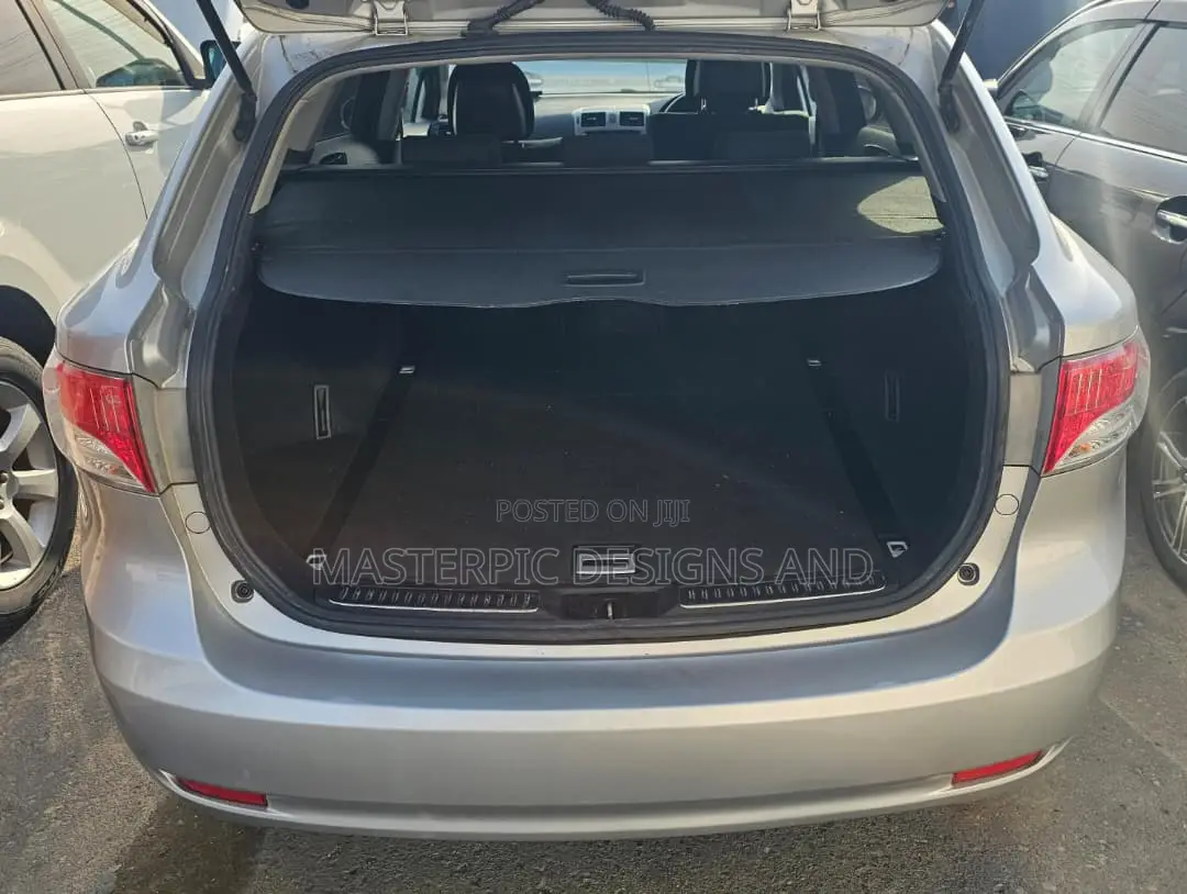 Toyota Avensis 2.0 Advanced Automatic 2011 Silver