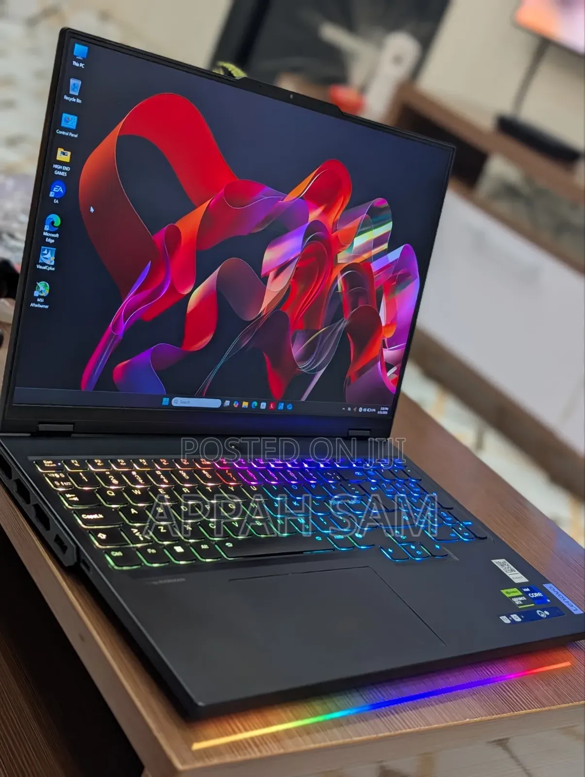 Laptop Lenovo Legion Pro 7 32GB Intel Core i9 SSD 1T