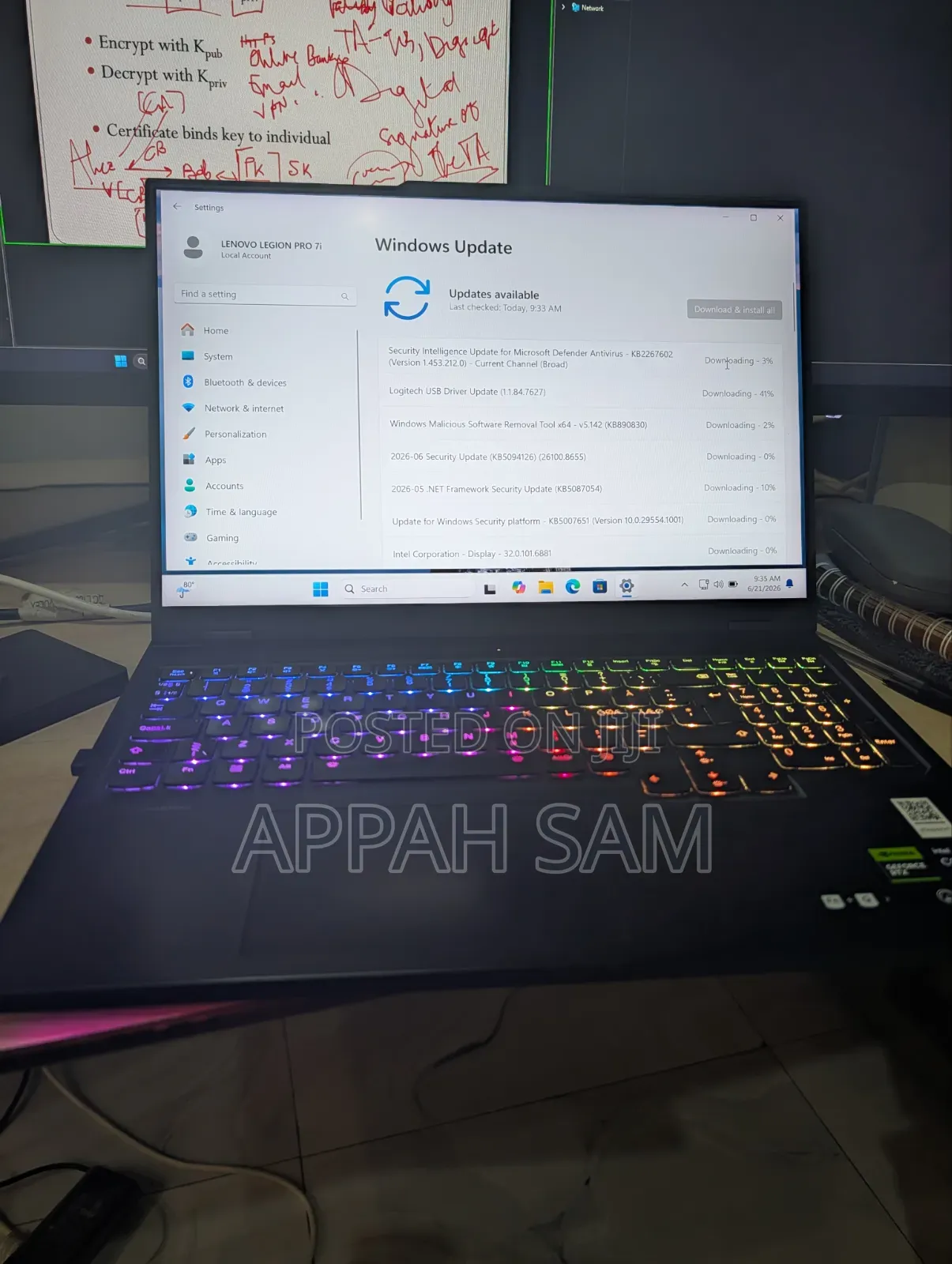 Laptop Lenovo Legion Pro 7 32GB Intel Core i9 SSD 1T