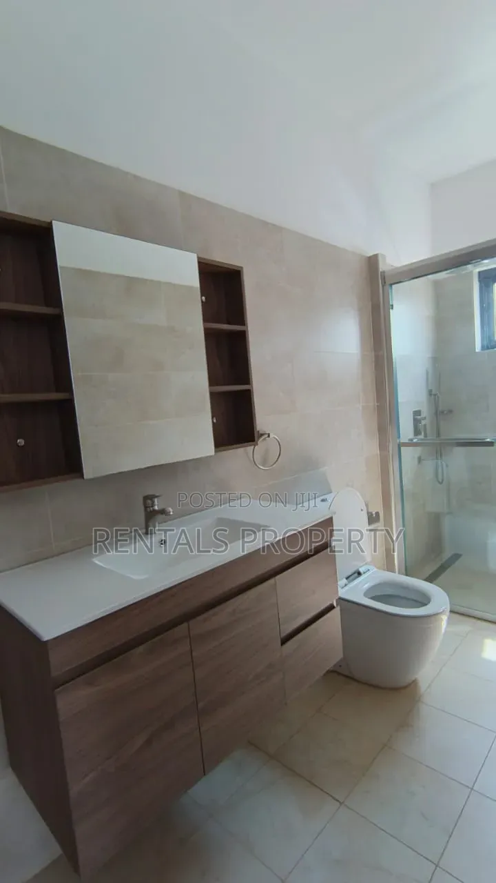 3bdrm House in Oyibi, Pentecost for rent